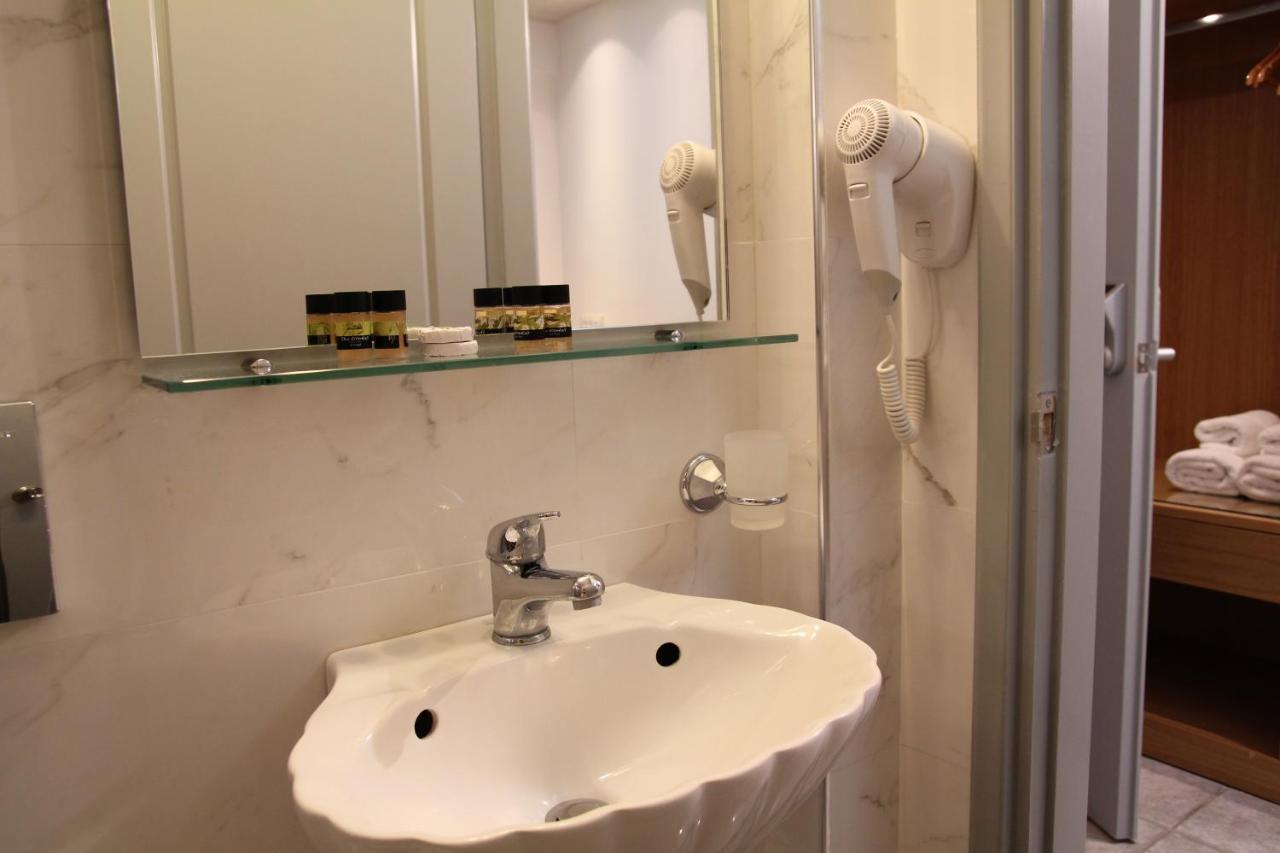 Achilles Hotel Methoni  Zewnętrze zdjęcie